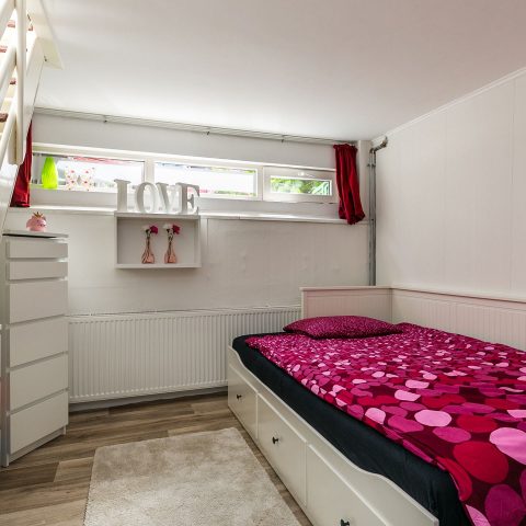 Bestaand: slaapkamer in kelder